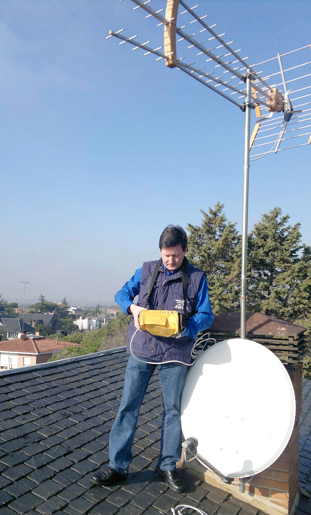 Trabajo de Electricistas Téllez en Madrid